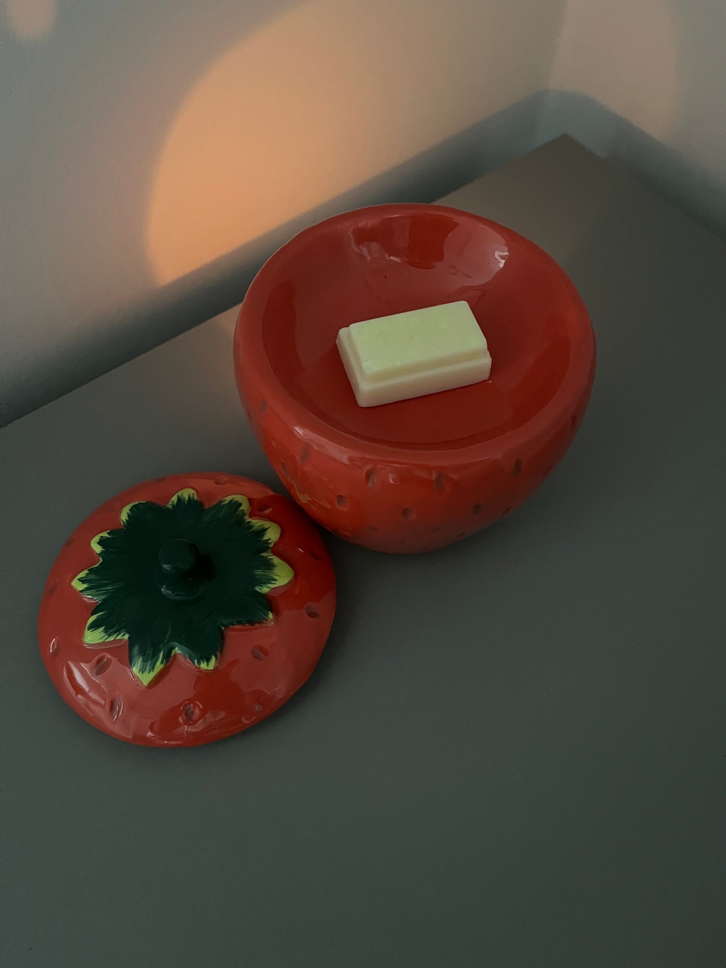 Strawberry wax burner