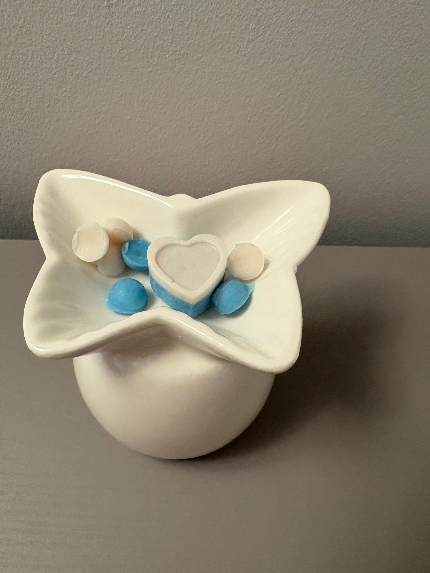 Butterfly wax burner
