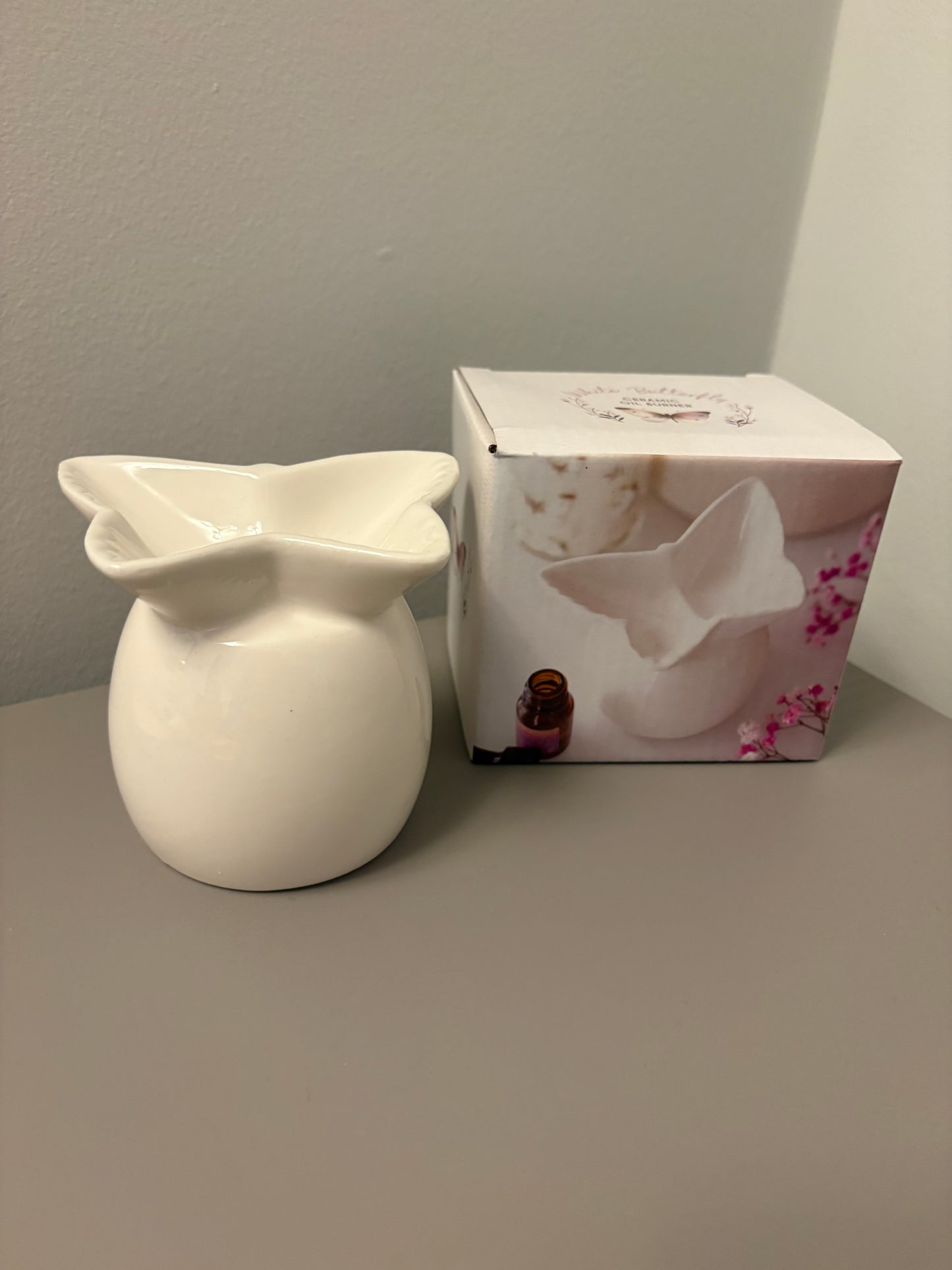 Butterfly wax burner